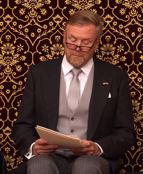 De Koning noemt ook ons een keer, eindelijk